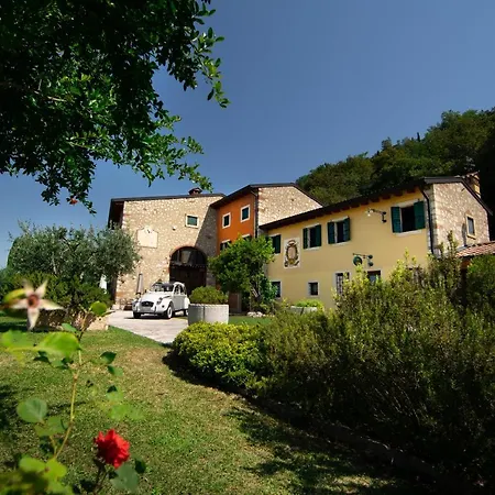 Vitis Lodge Negrar