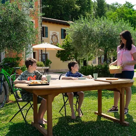 Деревянный коттедж Vitis