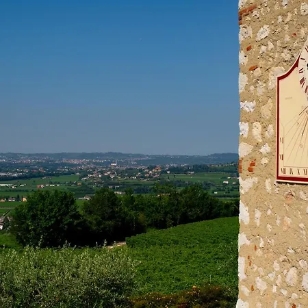 Vitis Деревянный коттедж Неграр